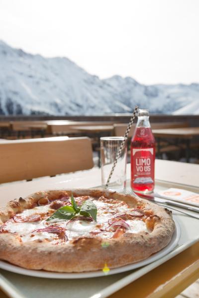 Sonnenterrasse Goona Pizza Brandnertal